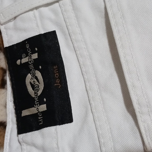 NWOT l.e.i. Low Rise White Denim Shorts Sz 5 juniors - Picture 10 of 14